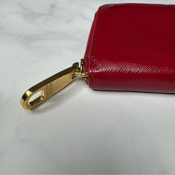 Badgley Mischka Red Patent Leather Wallet - Picture 4 of 11